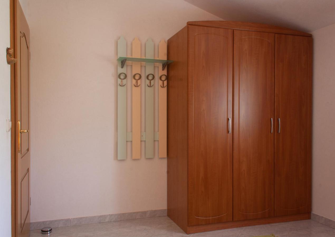 Marcel Apartment Mit Meerblick Trogir Exterior foto